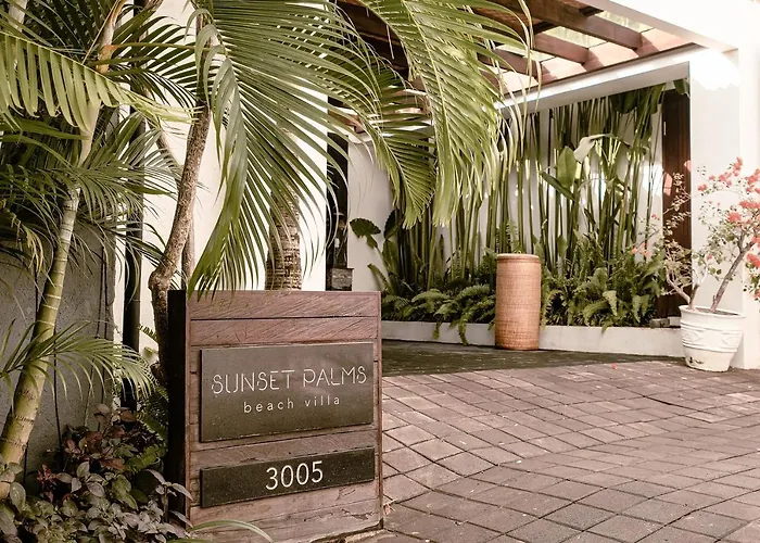 Sunset Palms Villa *